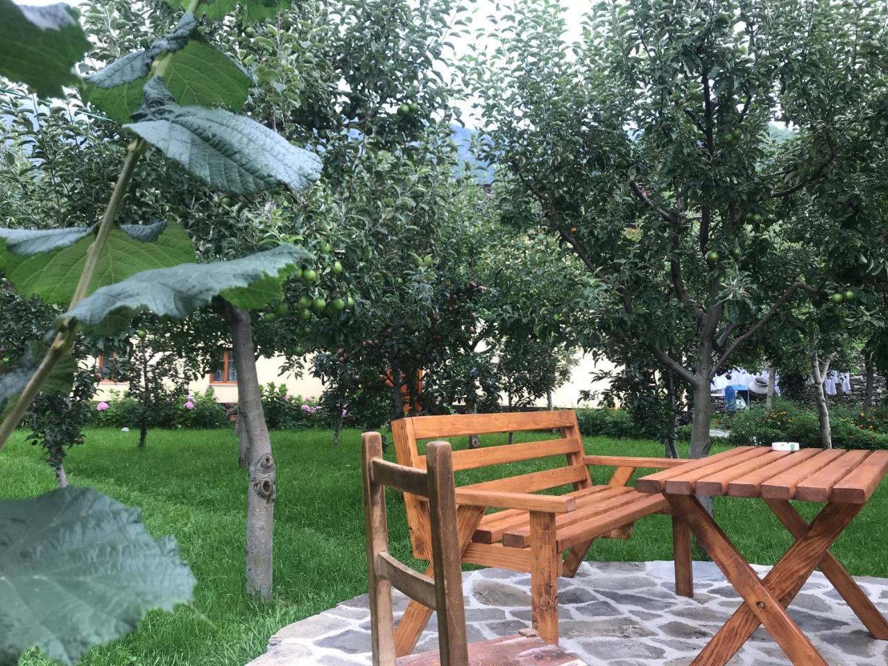 Guest House Sabriu Rabdisht Exterior foto