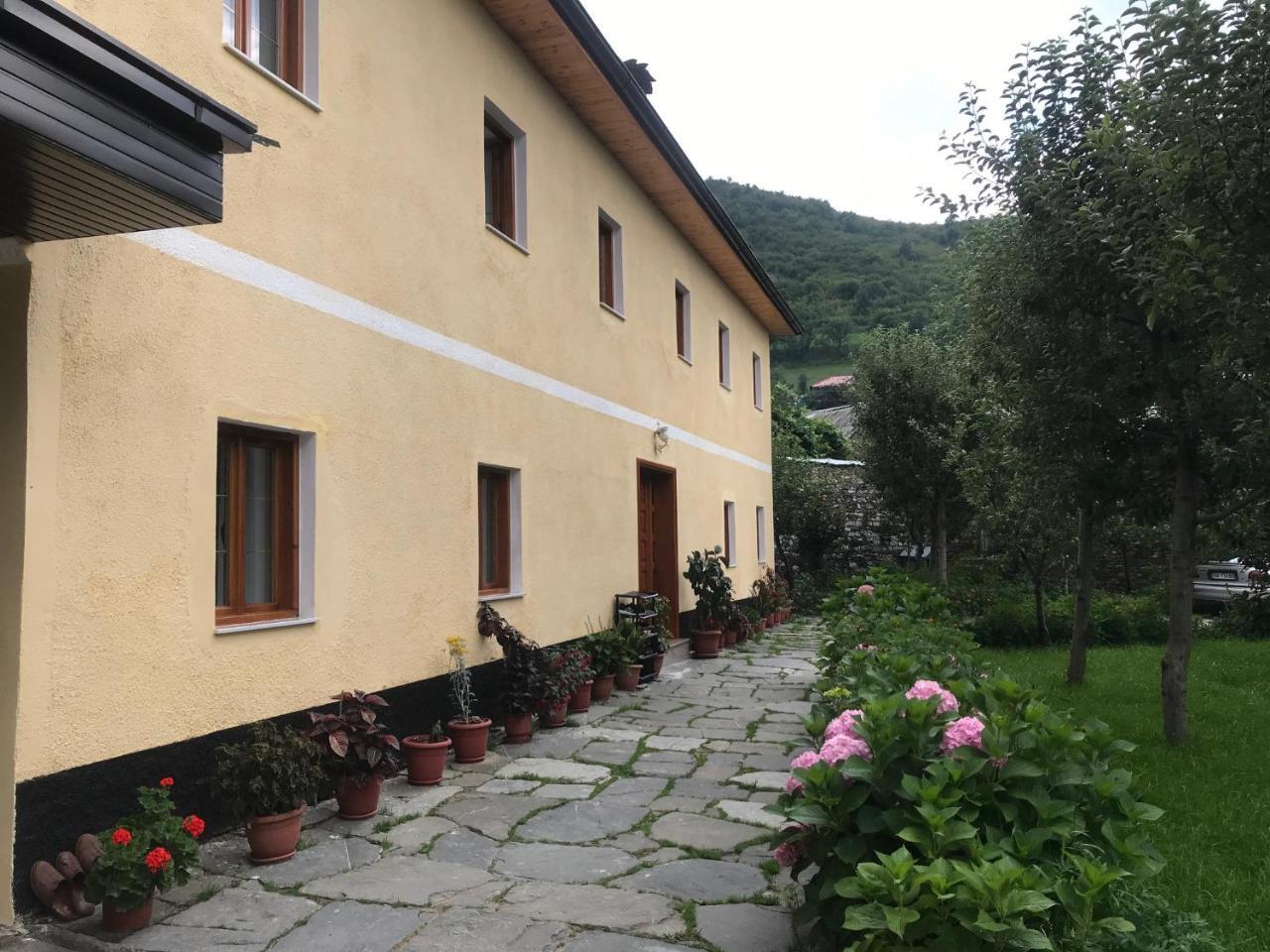 Guest House Sabriu Rabdisht Exterior foto